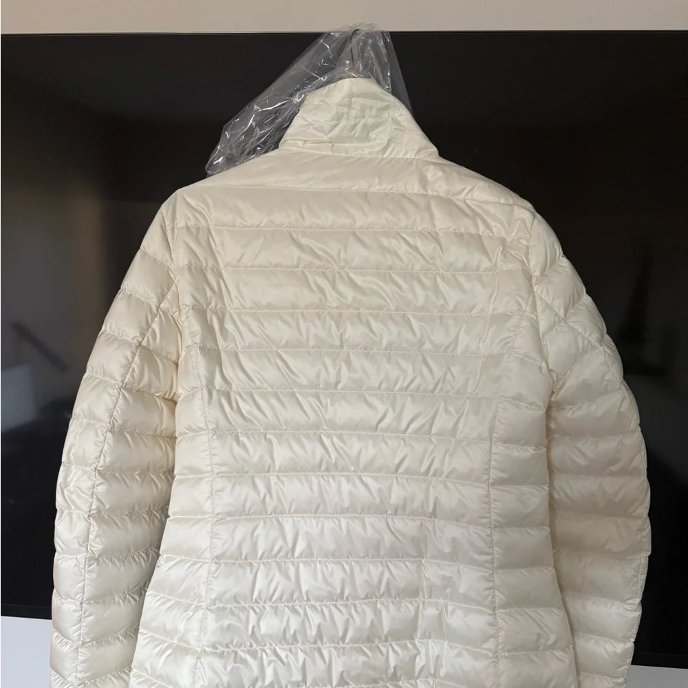 Moncler Women's Cream Puffer Jacket - Picture 9 of 16